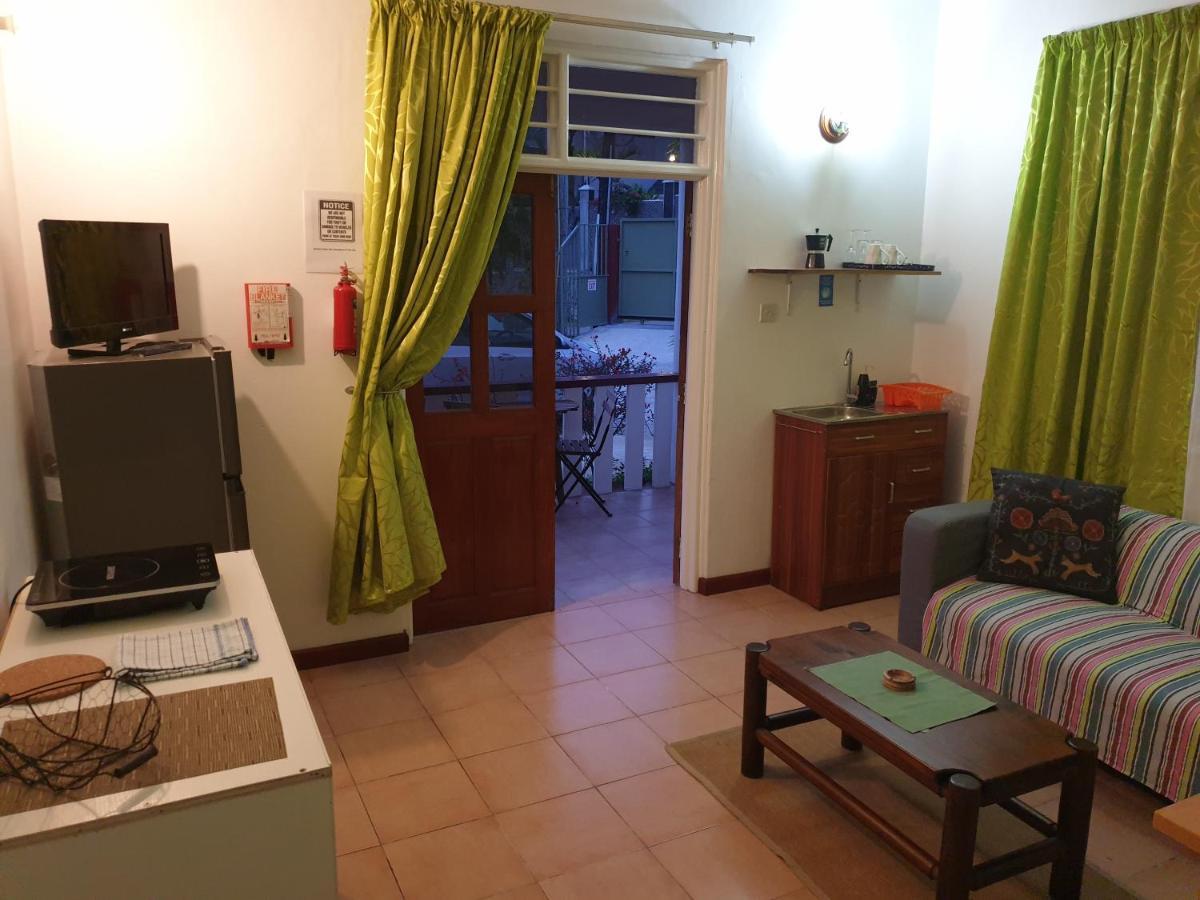 La Maison Hibiscus Self Catering Accommodation Beau Vallon  Luaran gambar